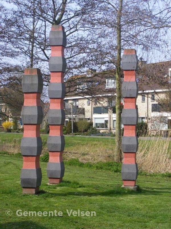 Foto van Seven Columns