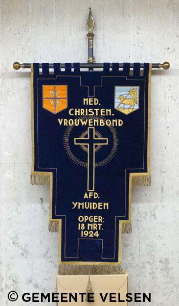 Foto van Vaandel van de Nederlandsche Christenvrouwenbond (N.C.V.B.), afd. IJmuiden