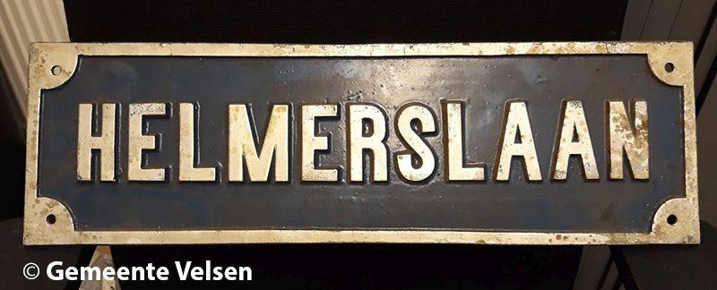 Sn 7: Straatnaambord Helmerslaan
